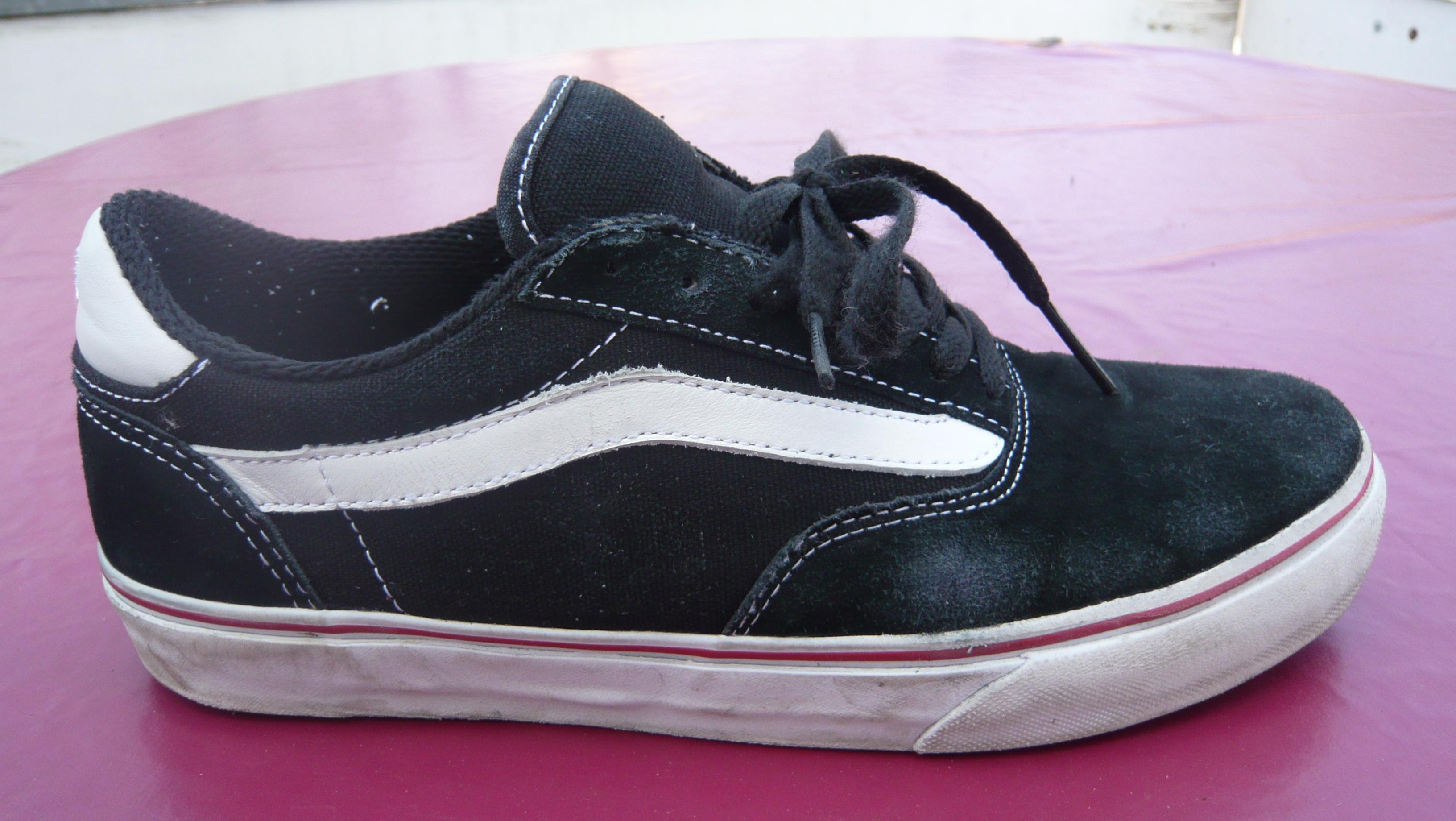 vans av6